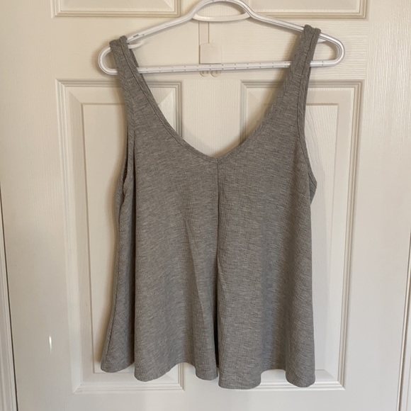 Grey Livi by Olivia Rae tank top - Picture 2 of 3